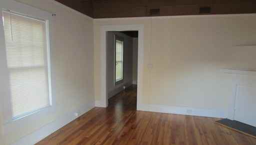 136 Main St - Photo 3 of 10