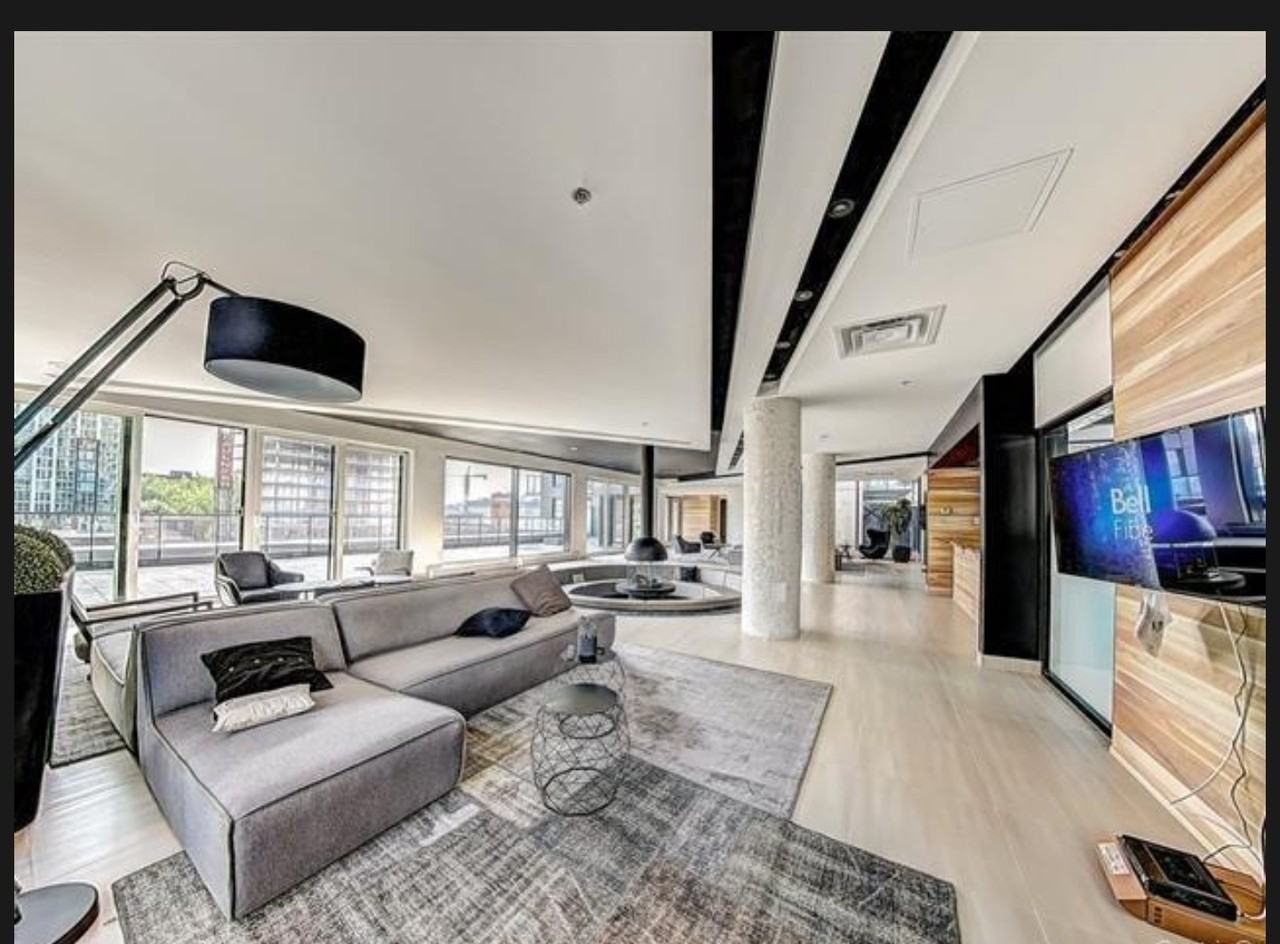 195 Rue Peel - Photo 5 of 17