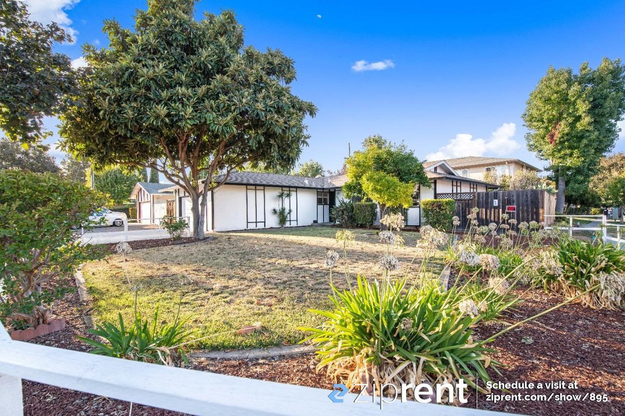 1657 Kingman Ave - Photo 3 of 16