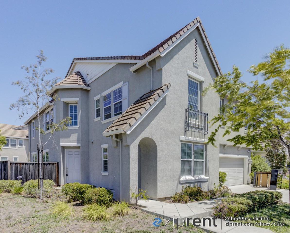 170 Sienna Way - Photo 3 of 20