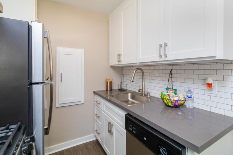 Mosaic at Western Apartment Homes - Photo 2 of 19
