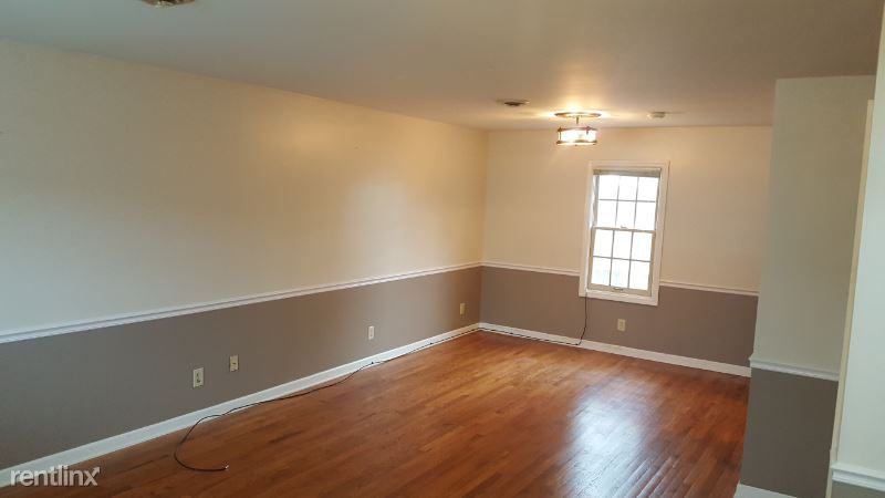 469 Bramblewood Ln - Photo 2 of 23