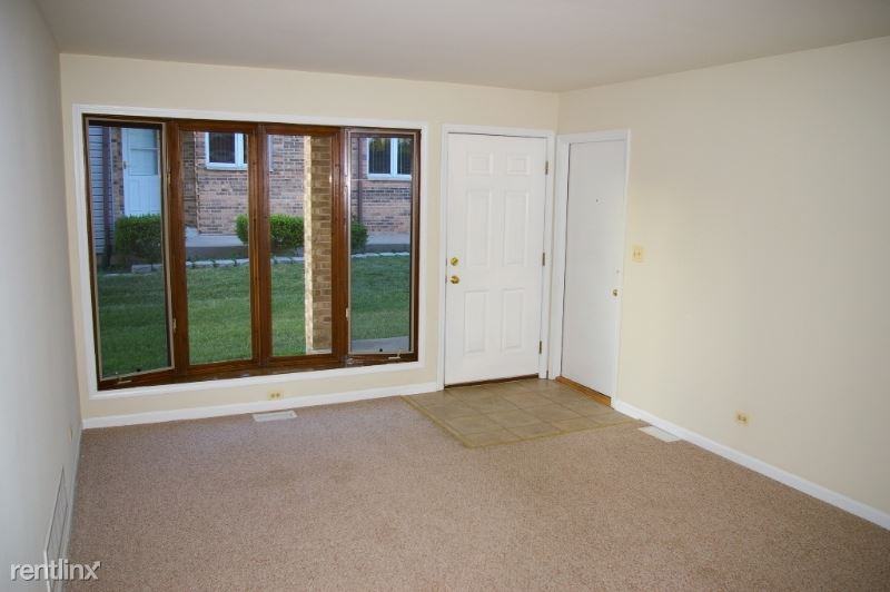 314 Morningside Dr - Photo 3 of 40