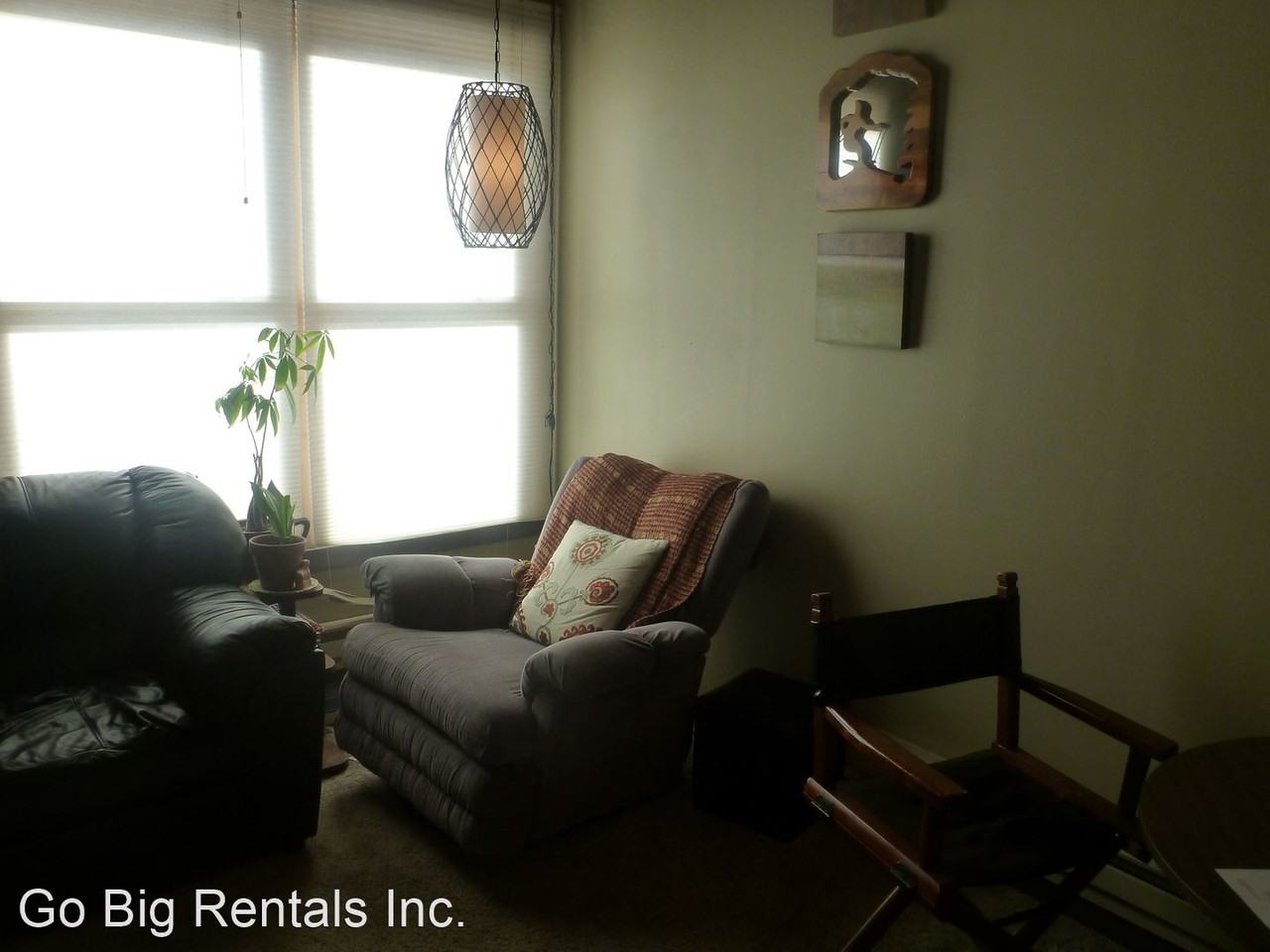 1279 Hill Condo - Photo 3 of 12