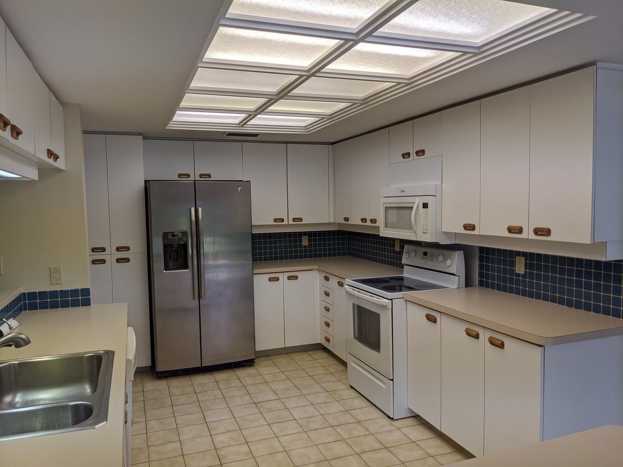 3268 Cobbs Dr - Photo 3 of 15