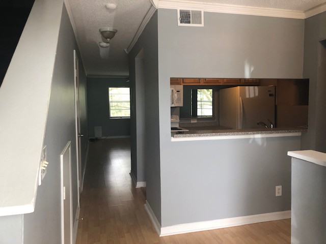 7140 Waterside Dr - Photo 2 of 8