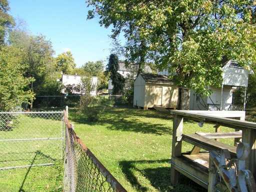 919 Cahal Ave - Photo 2 of 22