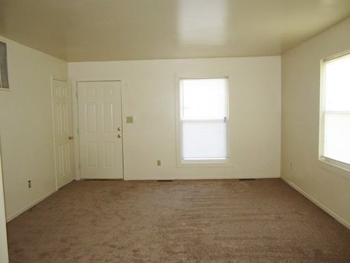 3861 Pembrooke Rd - Photo 2 of 9