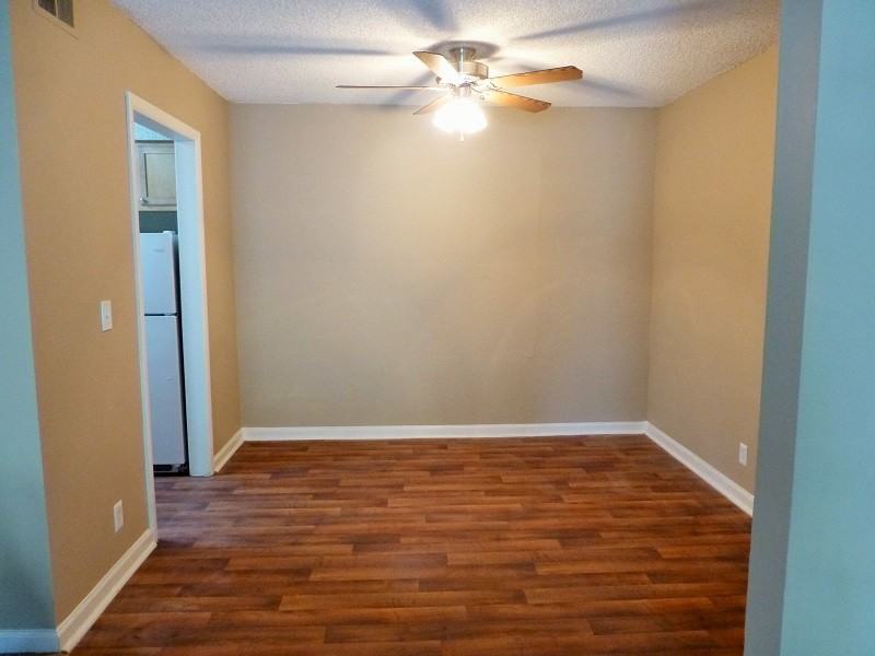 1598 Crestview Drive - Photo 2 of 5