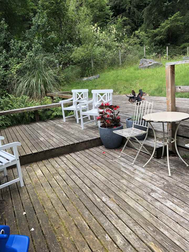 6922 Ne Baker Hill Rd - Photo 2 of 10