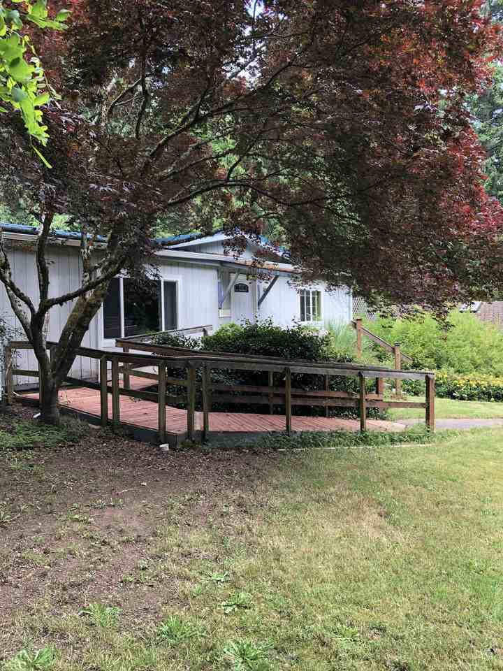 6922 Ne Baker Hill Rd - Photo 3 of 10