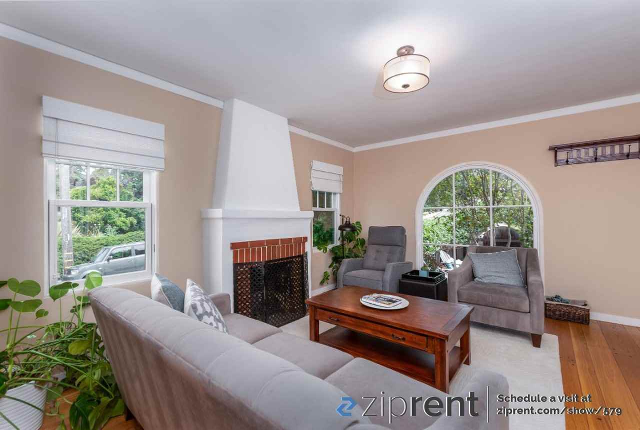 4401 Tompkins Ave - Photo 2 of 16