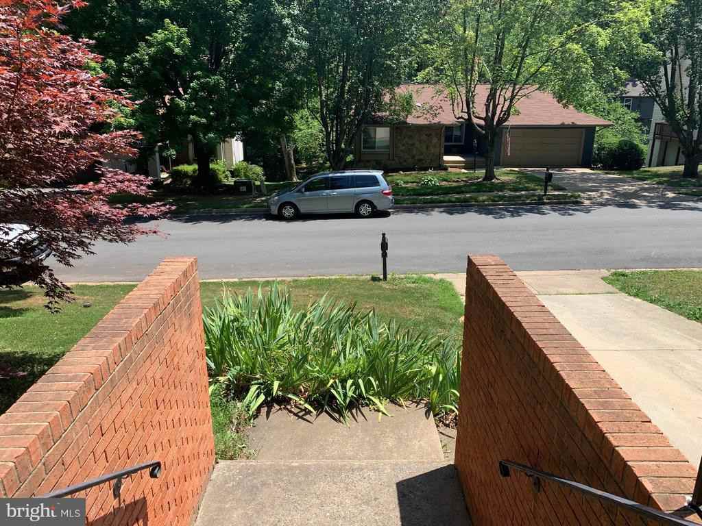 4394 Ashgrove Dr - Photo 3 of 28