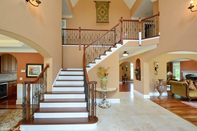 21674 W Savanna Ln - Photo 2 of 24