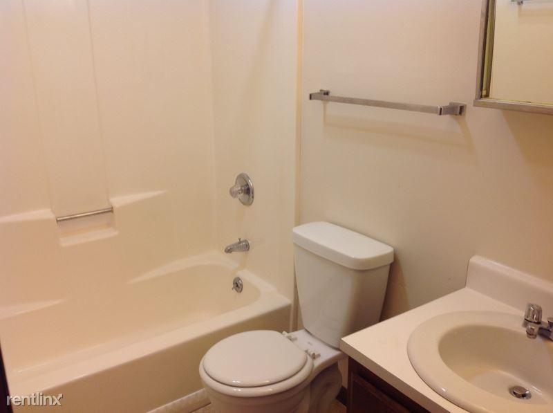 1058 Brandywine Blvd - Photo 3 of 6