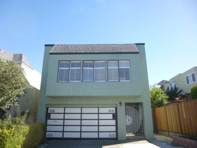 9 Moneta Ct - Photo 2 of 23