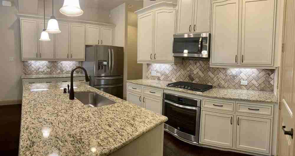 2221 Zenith Ave - Photo 3 of 29