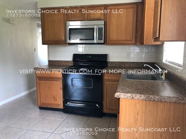 4601 Phoenix Ave - Photo 3 of 6