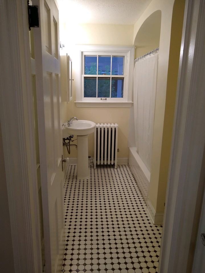 3460 Lynnfield Rd - Photo 2 of 15