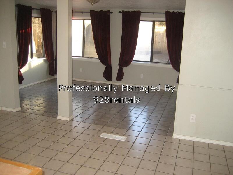5970 N Dodge Ave - Photo 3 of 4