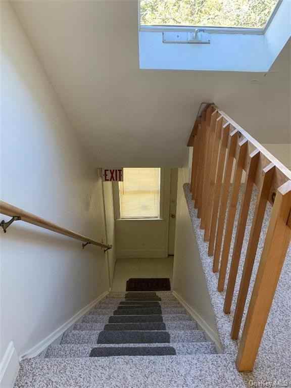 17 Schriever Ln - Photo 2 of 4