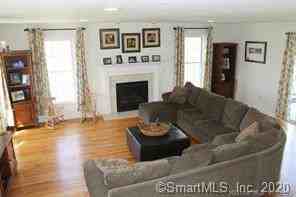 8 Gemini Rd - Photo 2 of 18