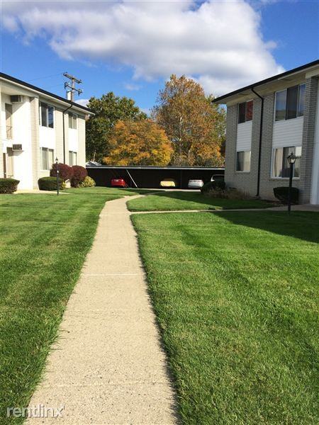 26710 Joy Rd #A4 - Photo 2 of 10