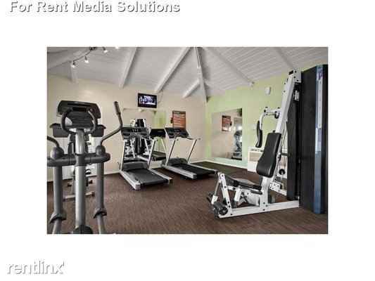 The Arbors Of Santa Ana - Photo 3 of 9