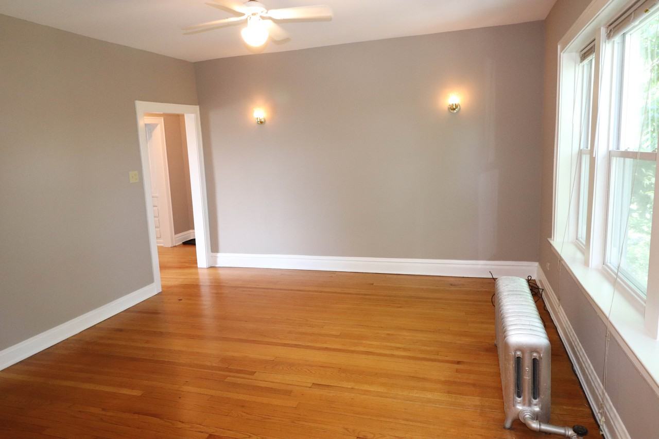4414 North Lavergne Avenue #3 - Photo 3 of 12