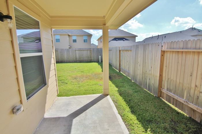 2422 W Werrington Way - Photo 3 of 11