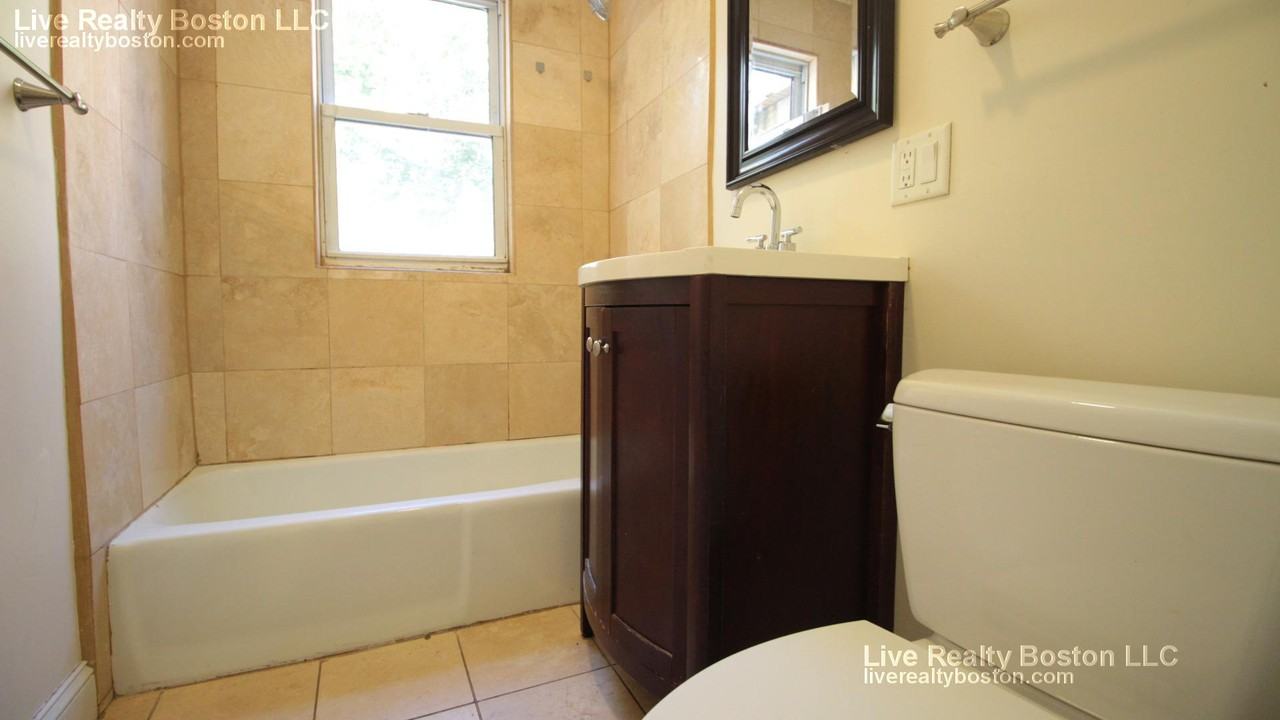 27 Claymoss Road - Photo 2 of 2
