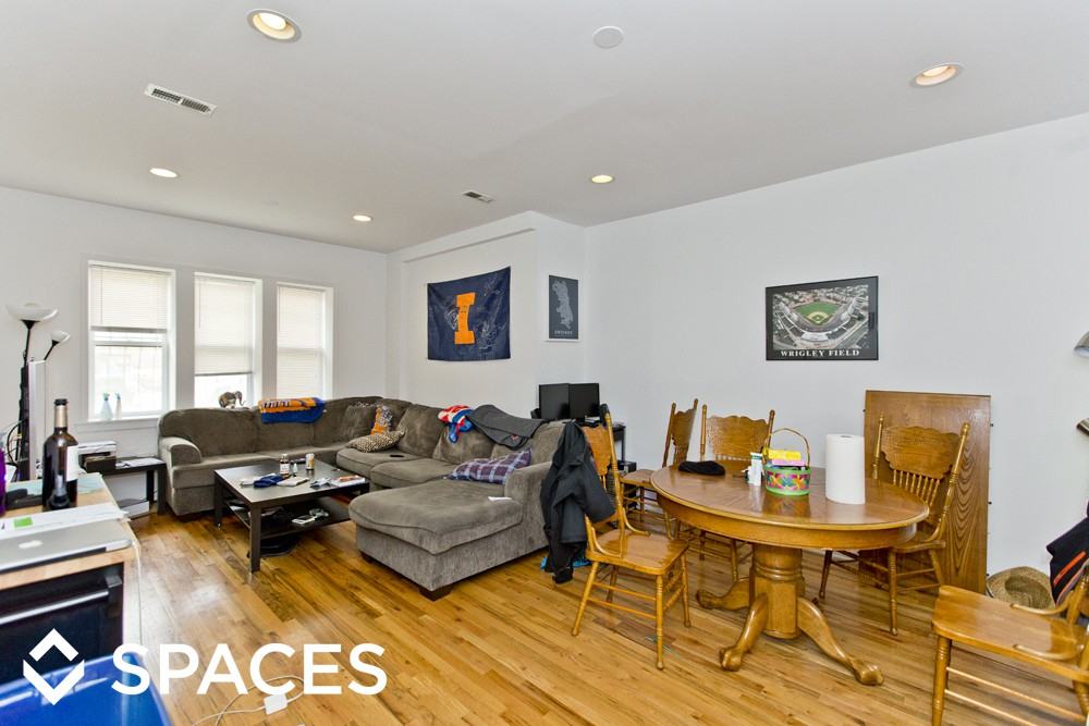 3453 North Bosworth - Photo 3 of 12