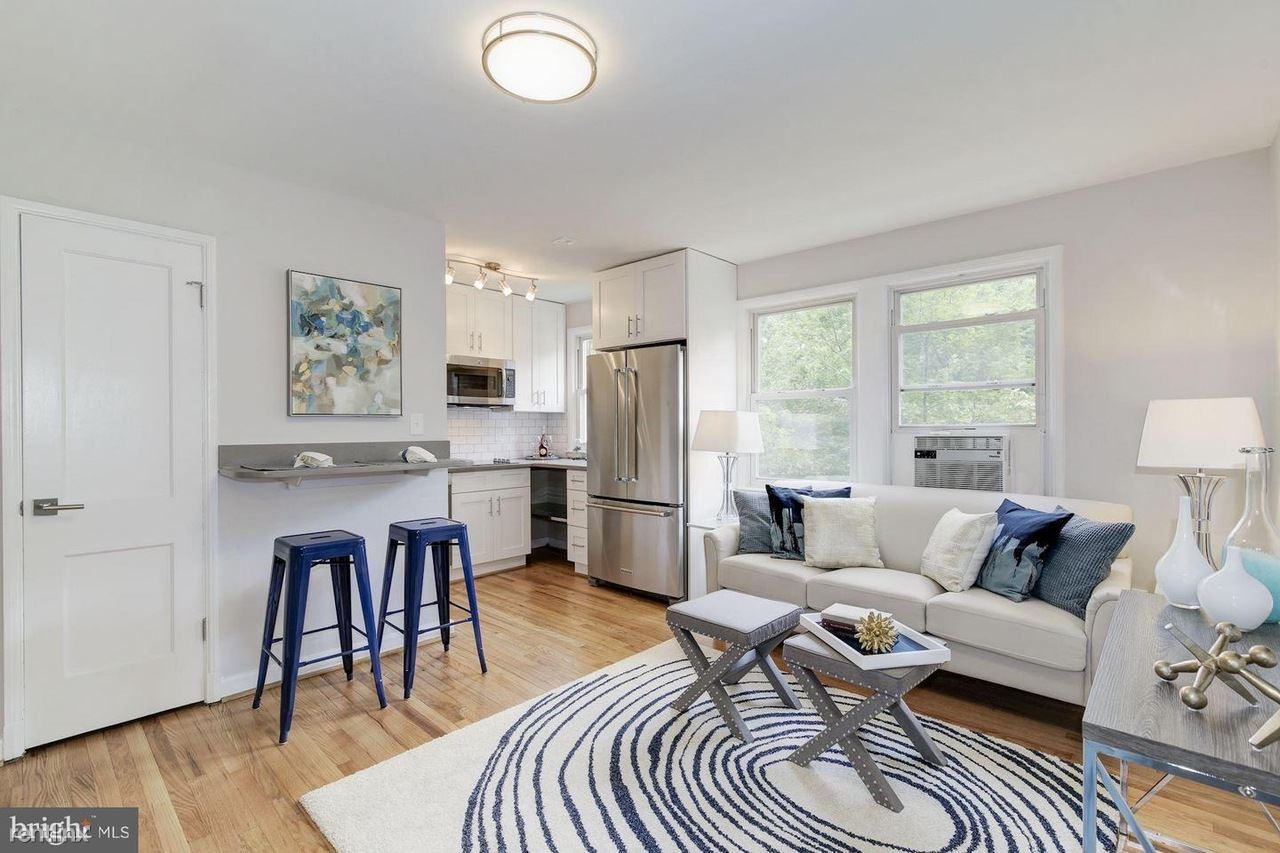 4004 Beecher St NW - Photo 2 of 10