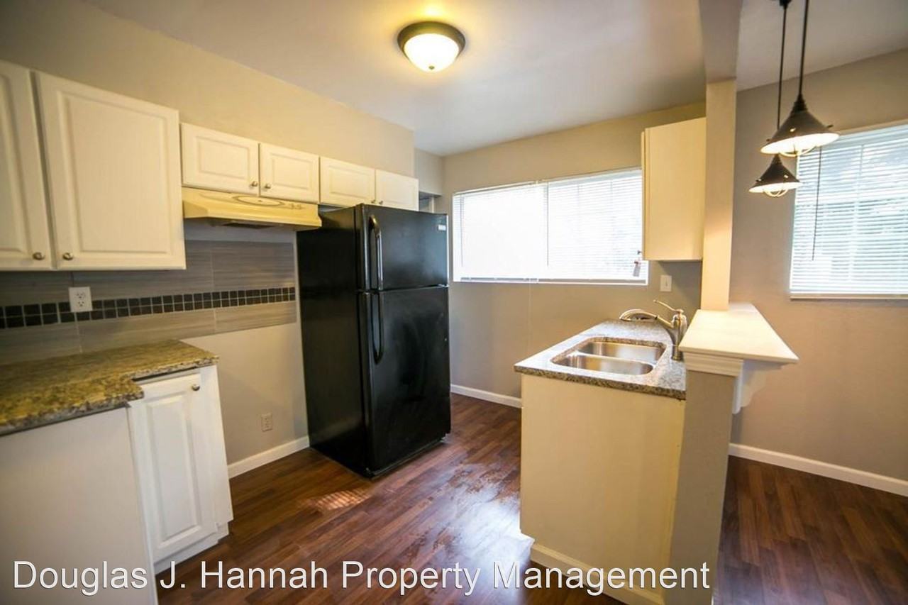 1915 S Norton Ave - Photo 3 of 10