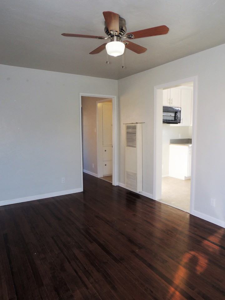 204 Nieto Ave - Photo 2 of 11