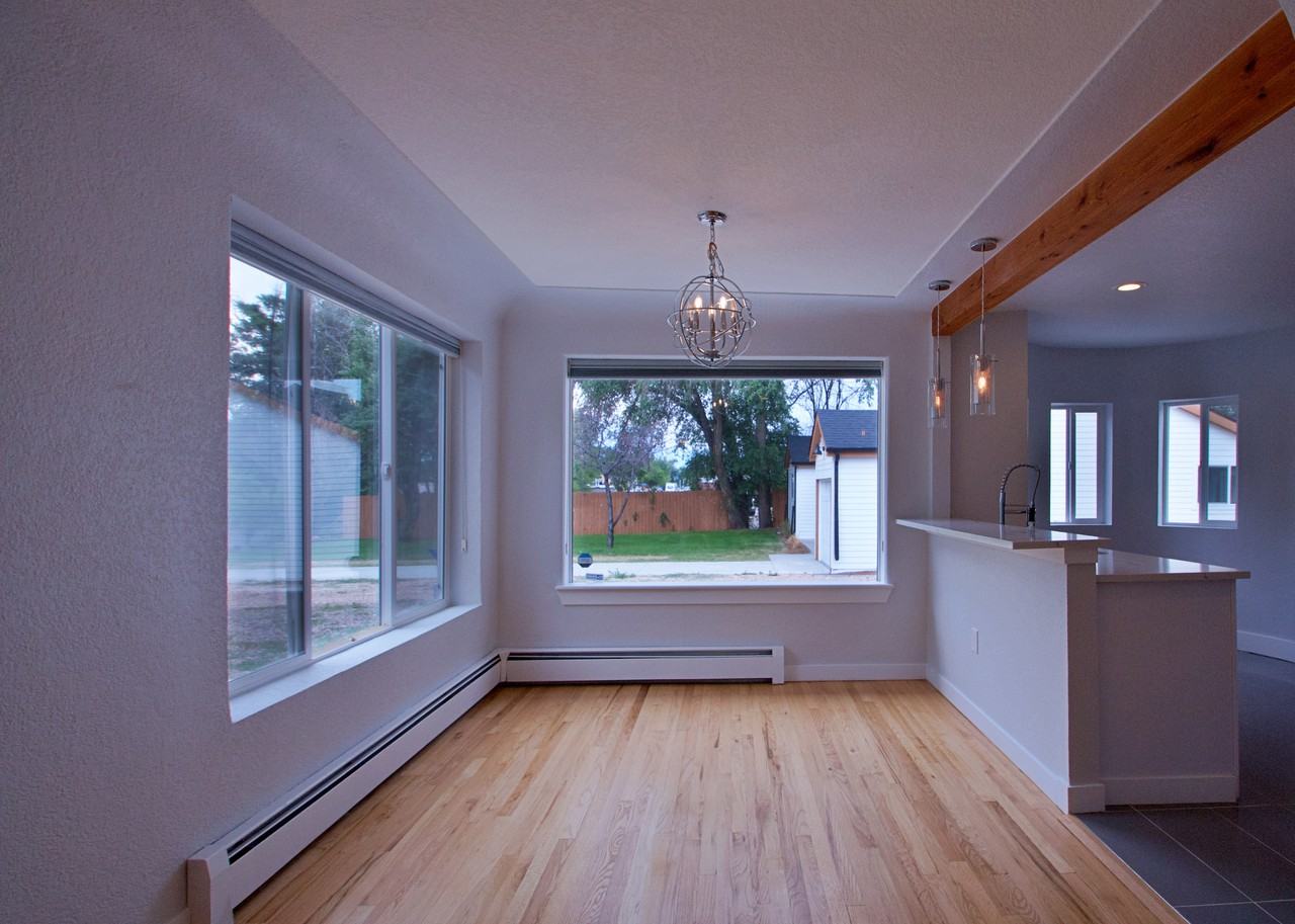 1555 Eaton St - Photo 3 of 12