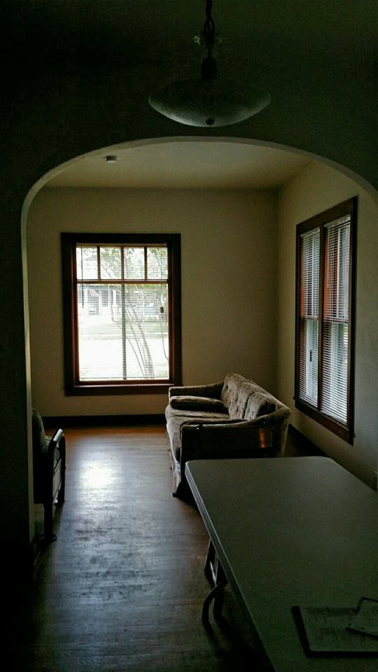 1521 Junction Ave - Photo 2 of 16