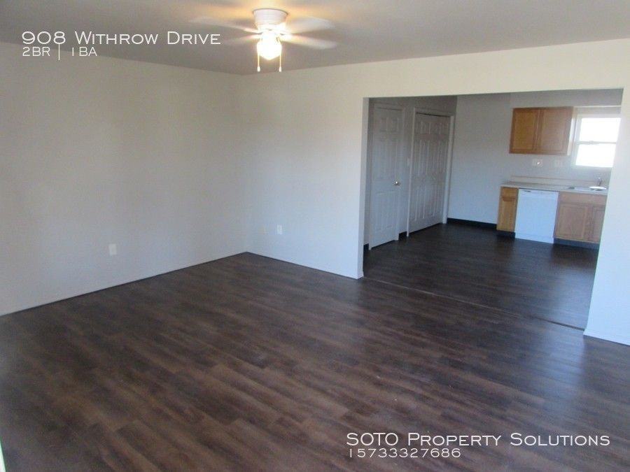 908 Withrow Dr - Photo 2 of 13