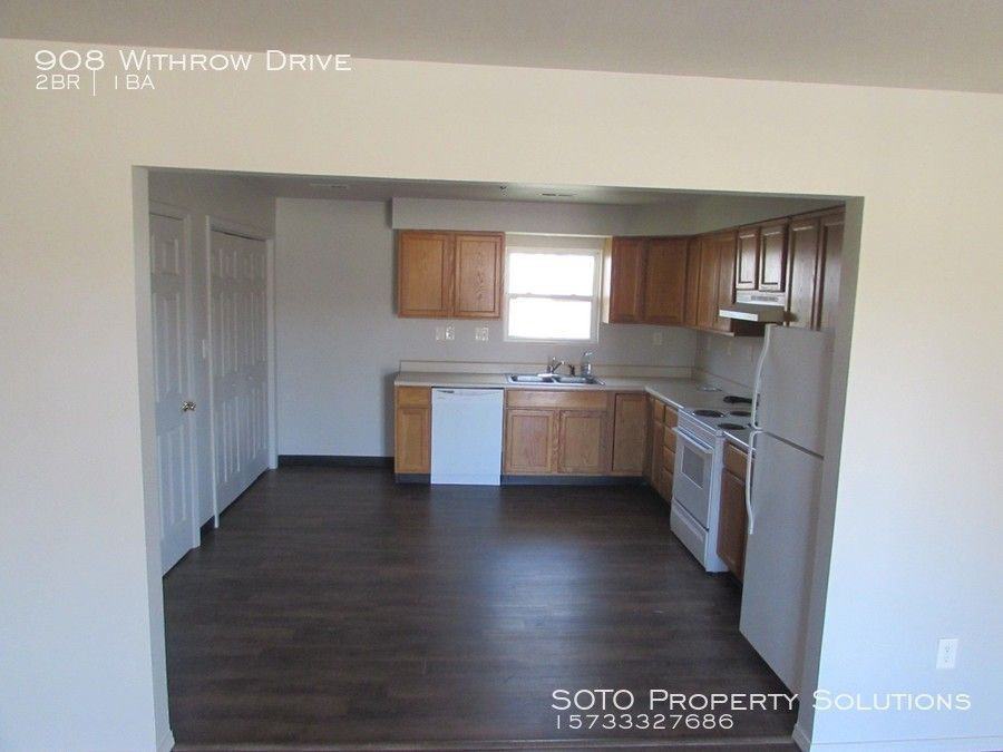 908 Withrow Dr - Photo 3 of 13