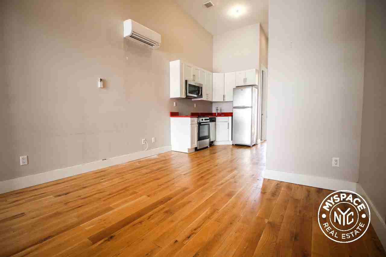 184 Suydam St #3L - Photo 2 of 11