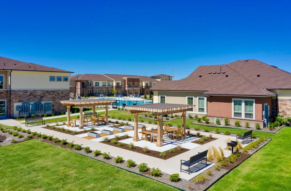 Lavon Senior Villas Apartments 314 Castle Dr, Garland, TX 75040 Zumper