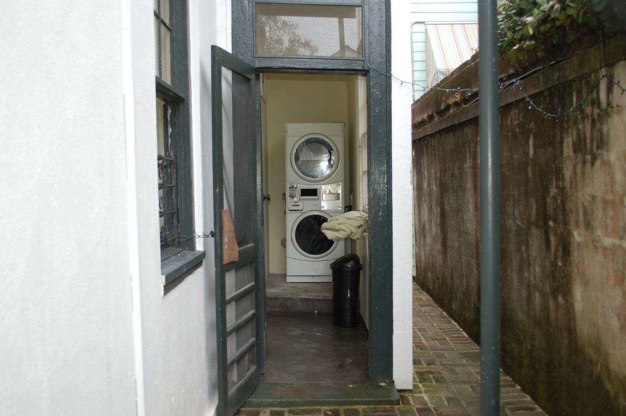 840 Ursulines Avenue - Photo 3 of 3