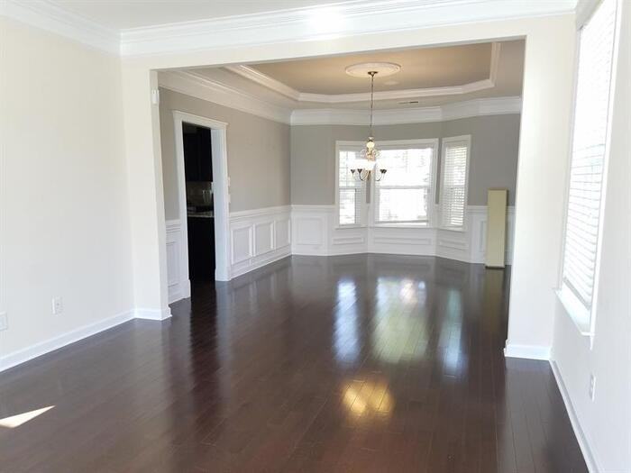 3821 Litchfield Dr - Photo 3 of 38