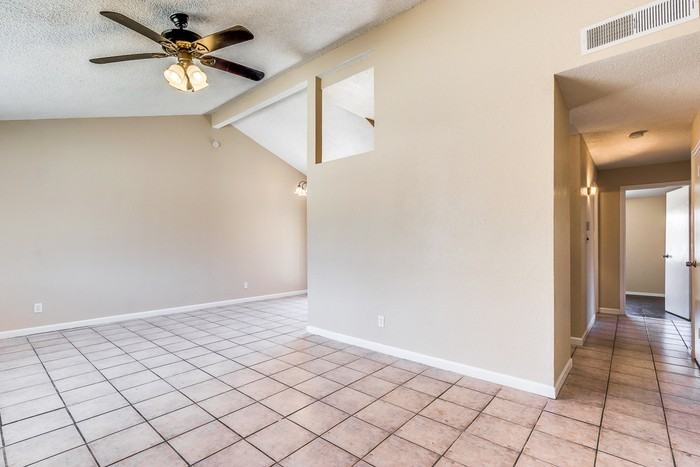 9790 Gifford Dr - Photo 3 of 28