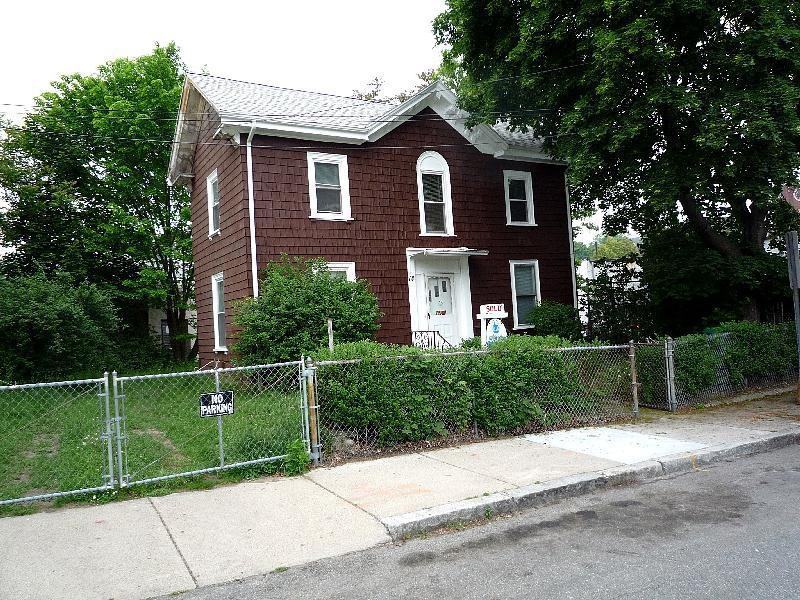 14 Everett Street 1, Somerville, MA 02143 4 Bedroom Apartment for