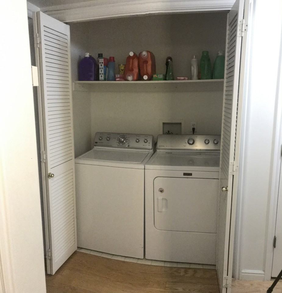 W 1800 N St & N State St #1844 - Photo 5 of 13