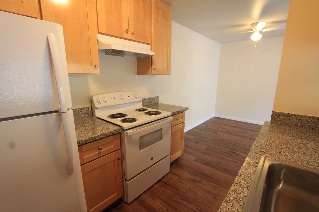 2157 Carlmont Drive - Photo 2 of 5