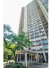 1360 N Sandburg Ter #2208