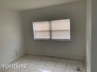 6808 Sw 22nd St - Photo 3 of 7