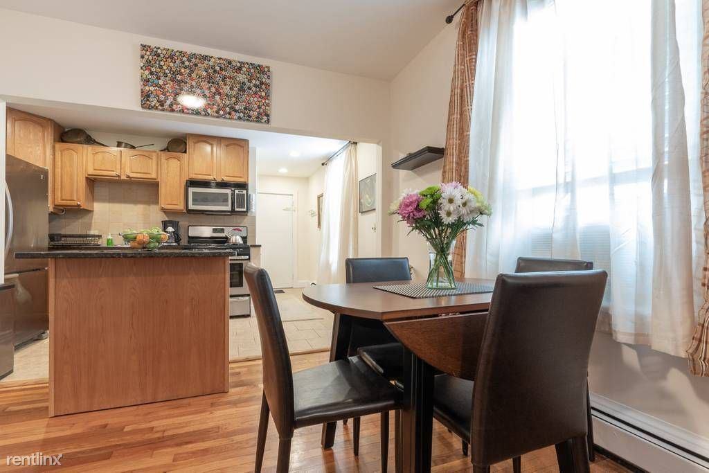 1409 16th St - Photo 2 of 12